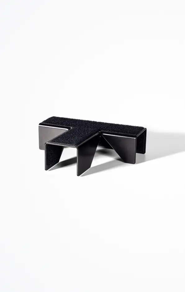 Pièces de fixation en T